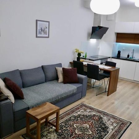 Sarmacka Apartment In Wilanow วอร์ซอ ภายนอก รูปภาพ
