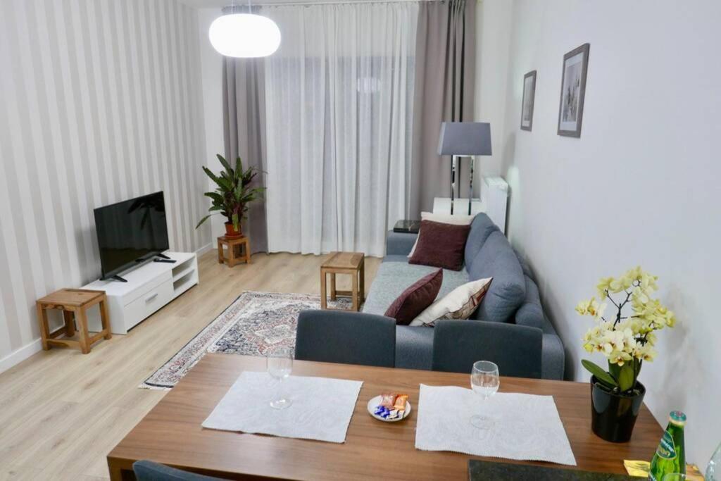Sarmacka Apartment In Wilanow วอร์ซอ ภายนอก รูปภาพ